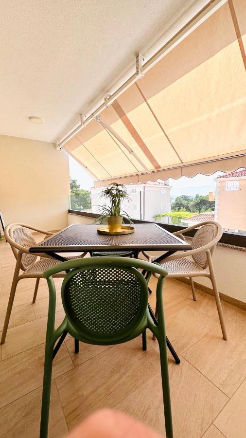 Tinel Boutique Apartment Промайна Екстериор снимка