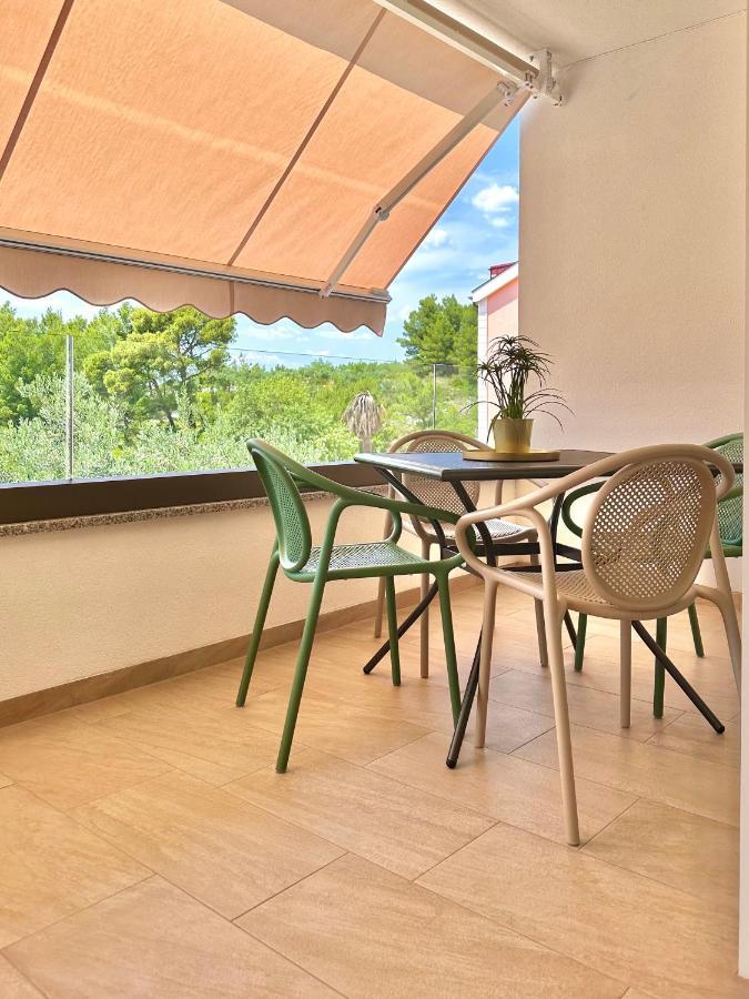 Tinel Boutique Apartment Промайна Екстериор снимка